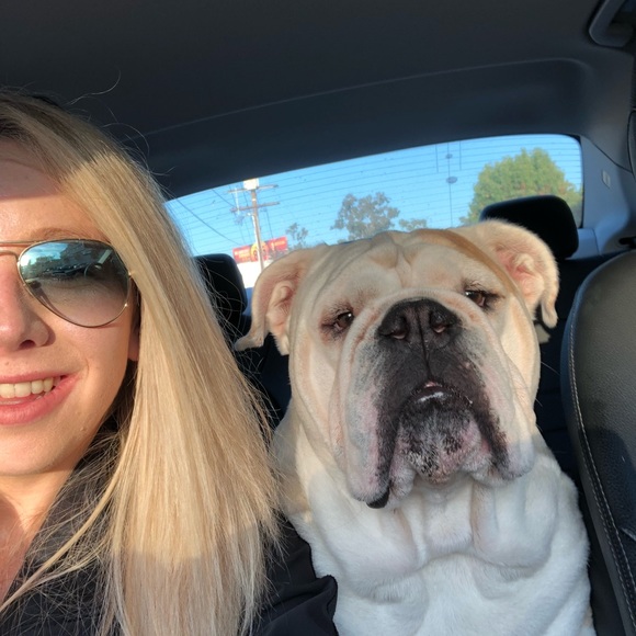 Meet your Posher, Hannah - Picture 1 of 1